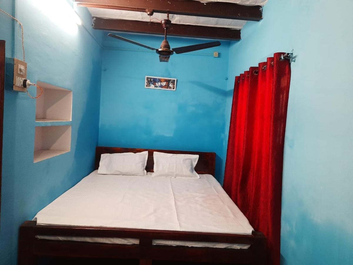Sankardev Guest House D24 35 Varanasi Ngoại thất bức ảnh