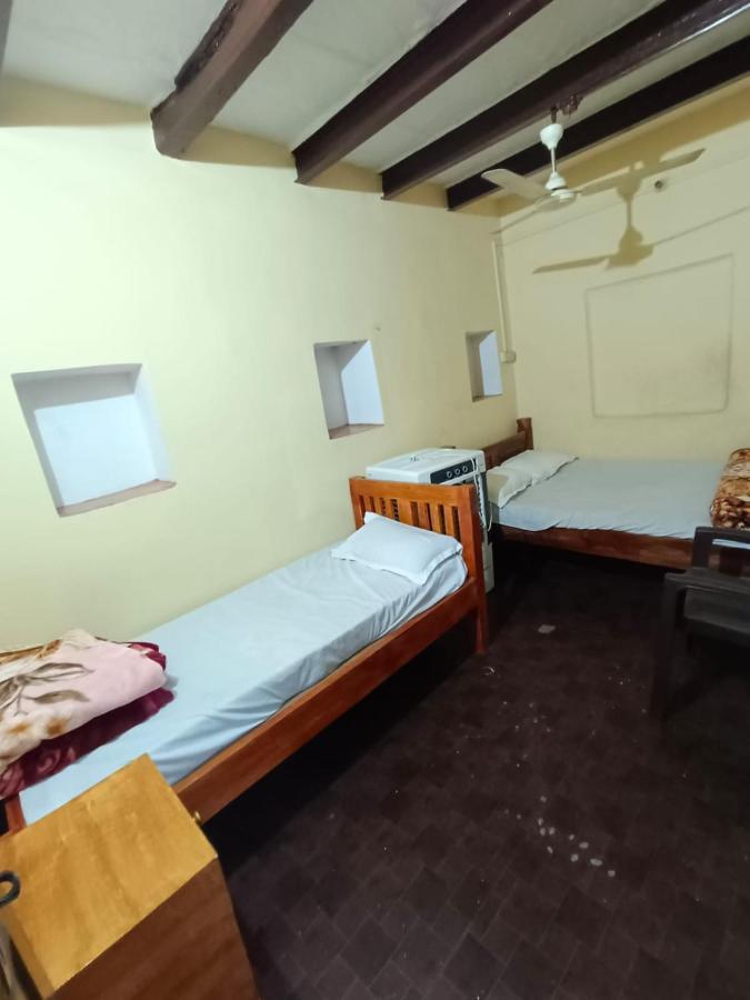 Sankardev Guest House D24 35 Varanasi Ngoại thất bức ảnh