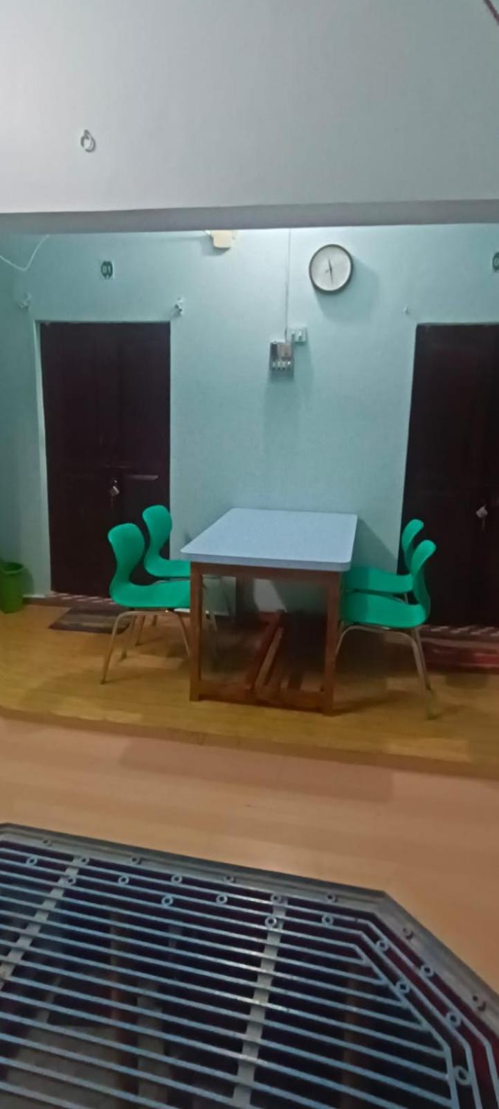 Sankardev Guest House D24 35 Varanasi Ngoại thất bức ảnh